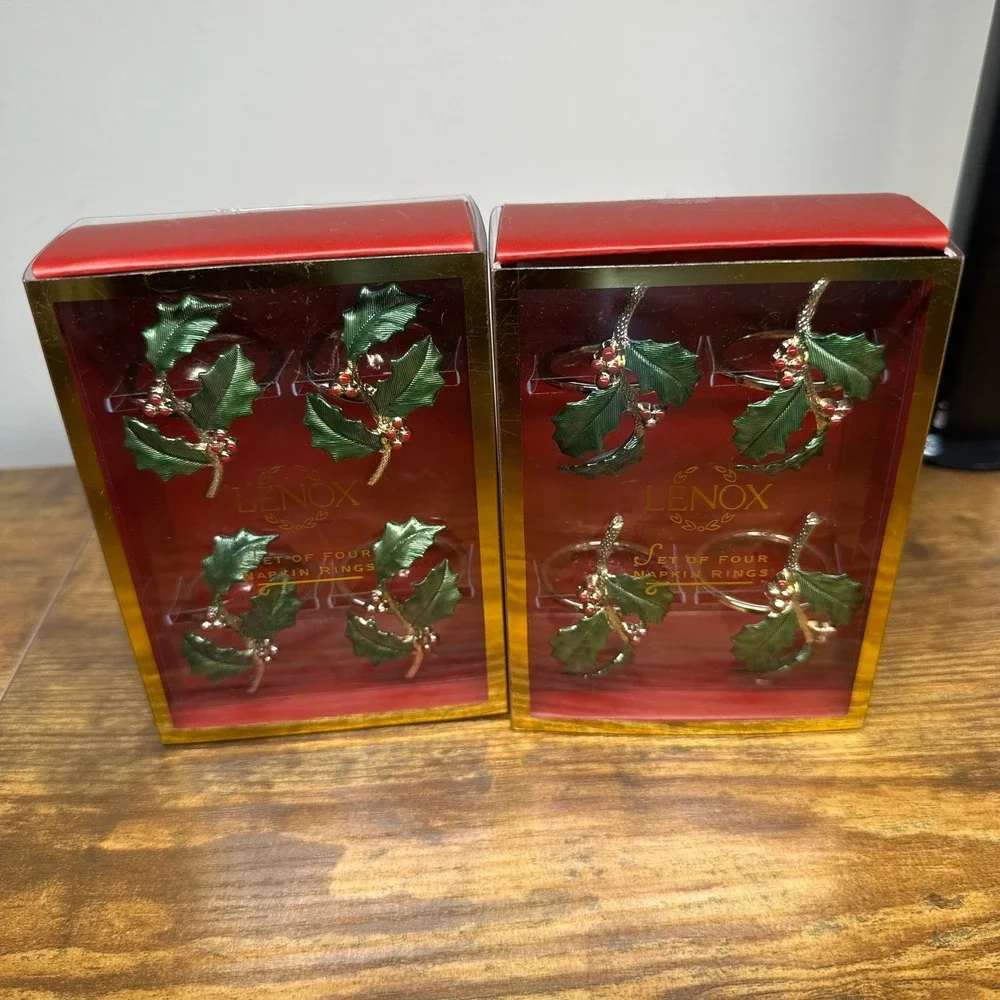 Lenox Holiday Holly and Berry Napkin Rings Gold Tone Enameled Set of 8 7156
